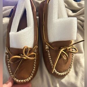 🌺Cabela's size 8 Tan Leather Moccasins